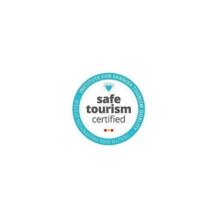 فندق Tropical 3*