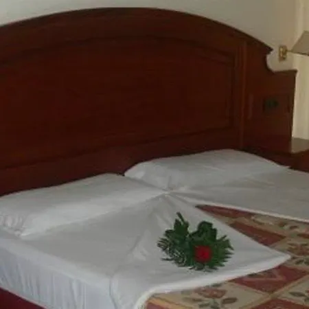 Hotel Tropical