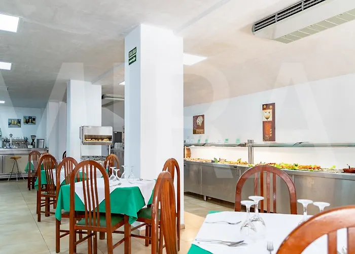 Tropical Hotell