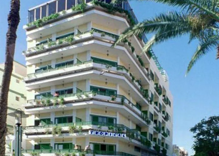 Tropical מלון 3*